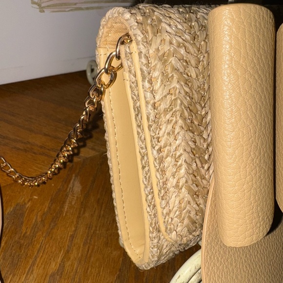 Like Dreams Tan Bow Accent Women's Bag - Picture 5 of 7